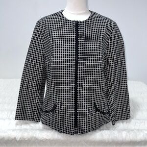 Akris Punto Black and White Jacket